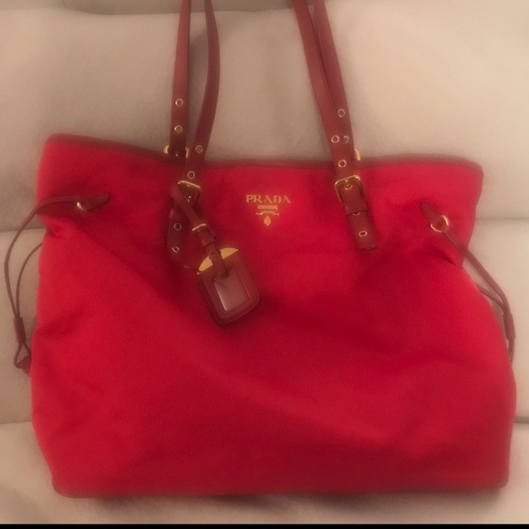 prada handbag sale